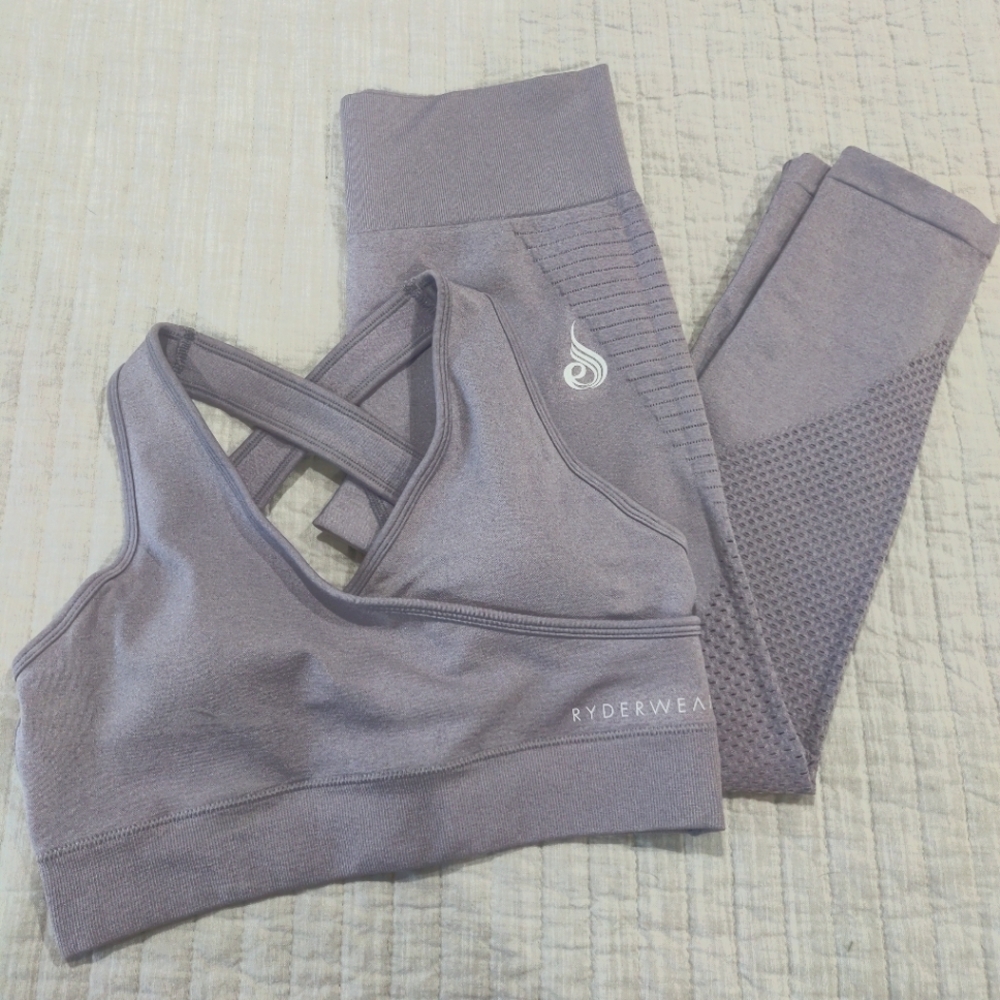Ryderwear Seamless Oasis set size Medium Lilac